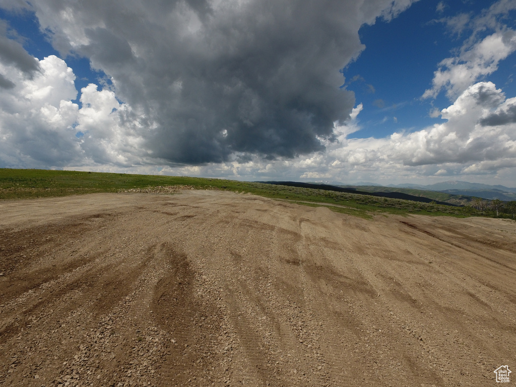 View of dirt / gravel road