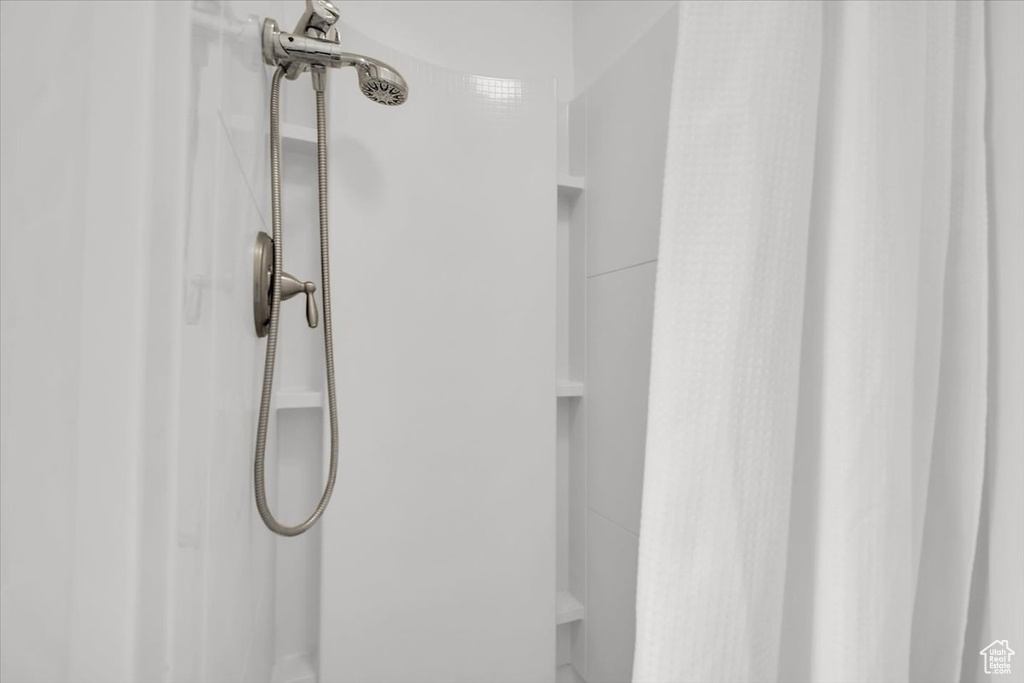 Details with walk in shower
