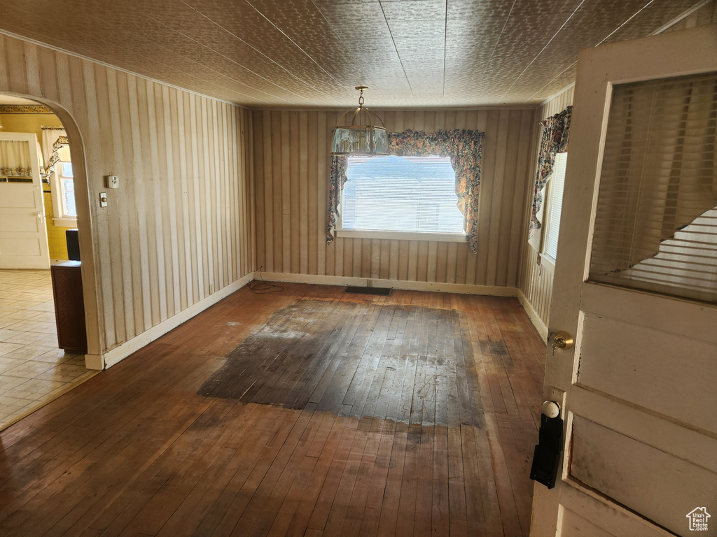 View of tiled empty room