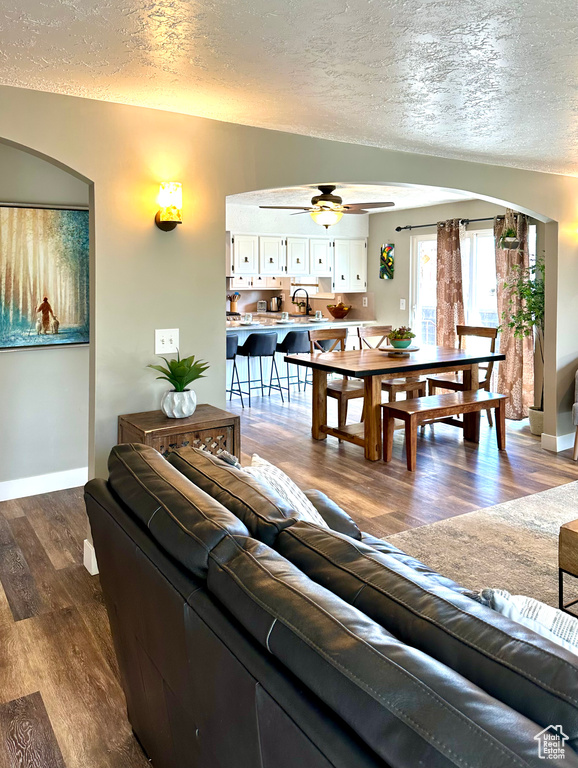 4552 S 1675 W Roy, UT 84067