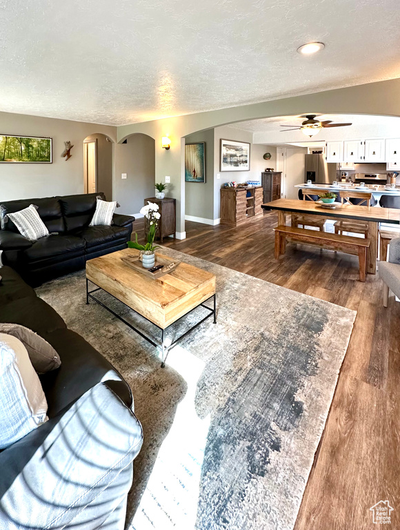 4552 S 1675 W Roy, UT 84067