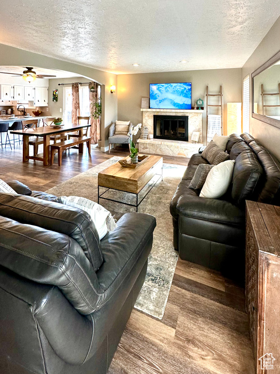 4552 S 1675 W Roy, UT 84067