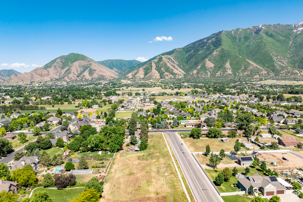 View of mountain feature