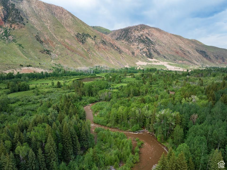 View of mountain feature