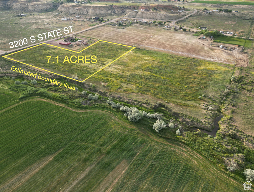 Bird\'s eye view with a rural view