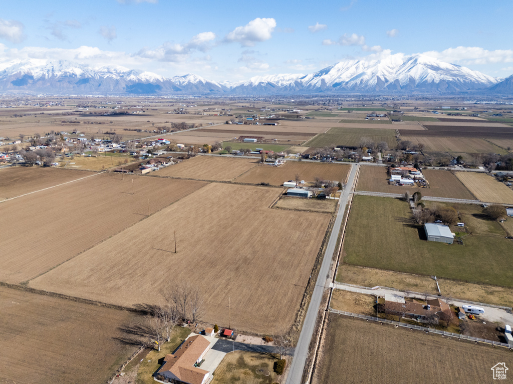 Bird\'s eye view with a mountain view and a rural view