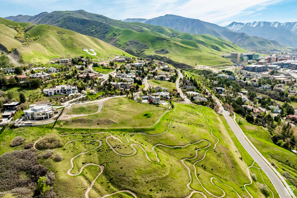 Drone / aerial view featuring a mountain view