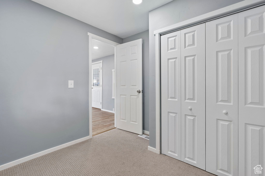 Photo 8 for MLS #1985072 at 1825 W Flag Ave