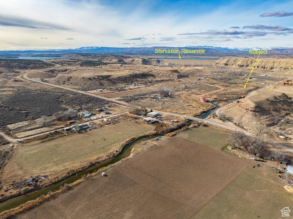 Drone / aerial view featuring a mountain view