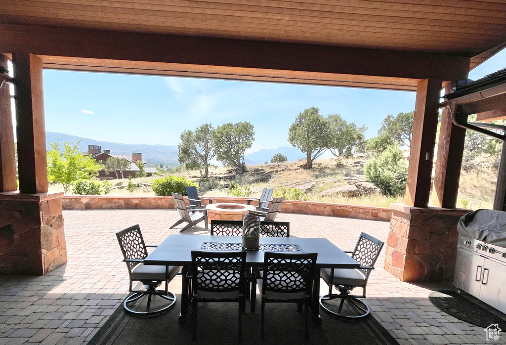 View of patio / terrace featuring a mountain view