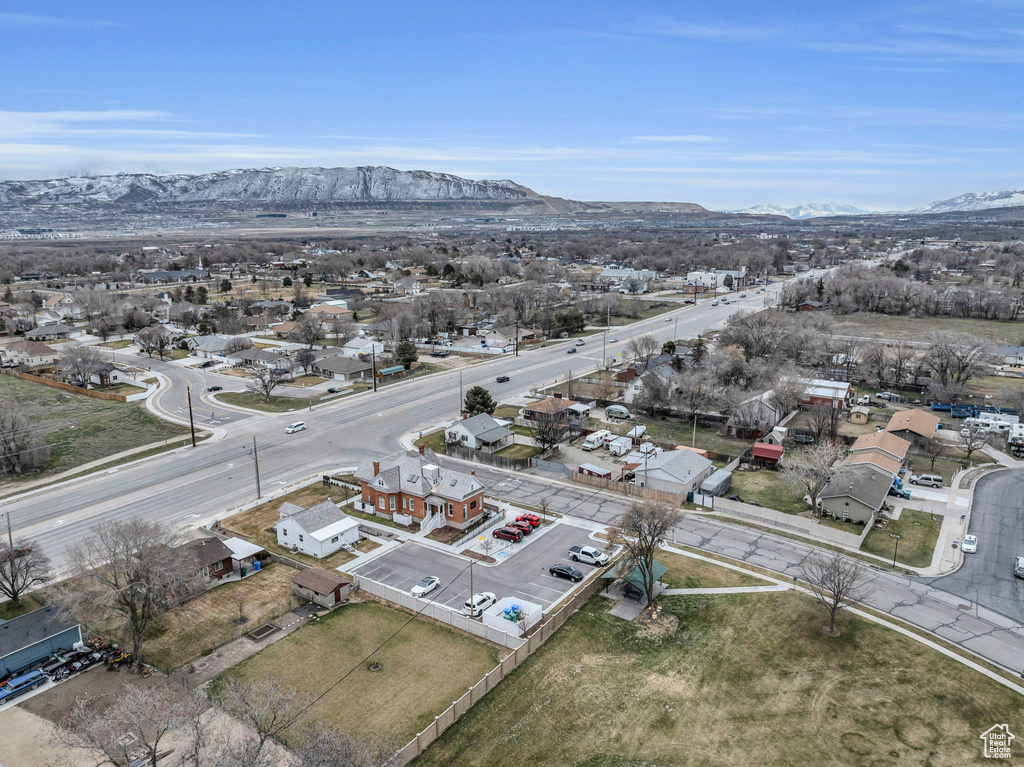 Bird's eye view featuring a mountain view