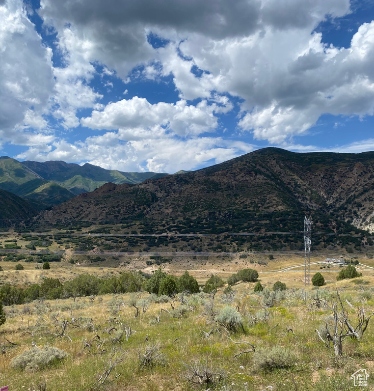 View of mountain feature