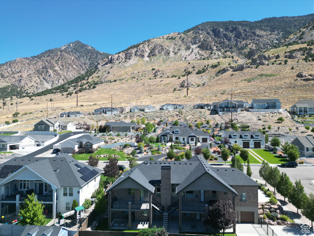 View of mountain feature