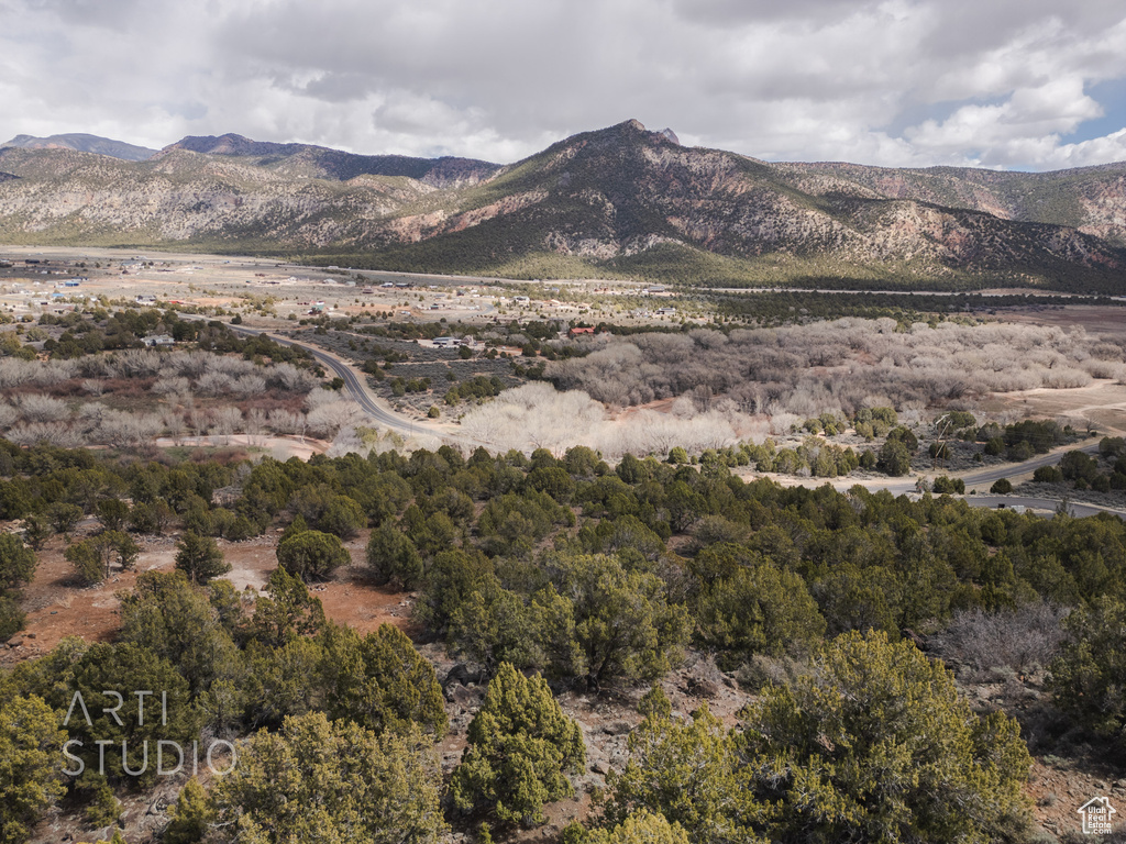 View of mountain feature