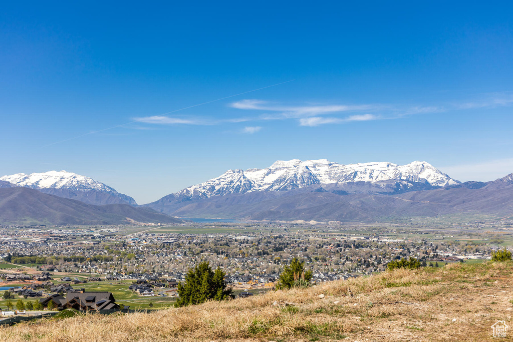 View of mountain feature