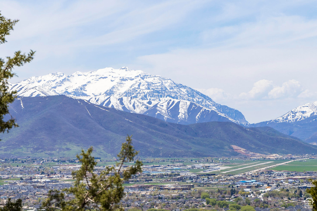 View of mountain feature