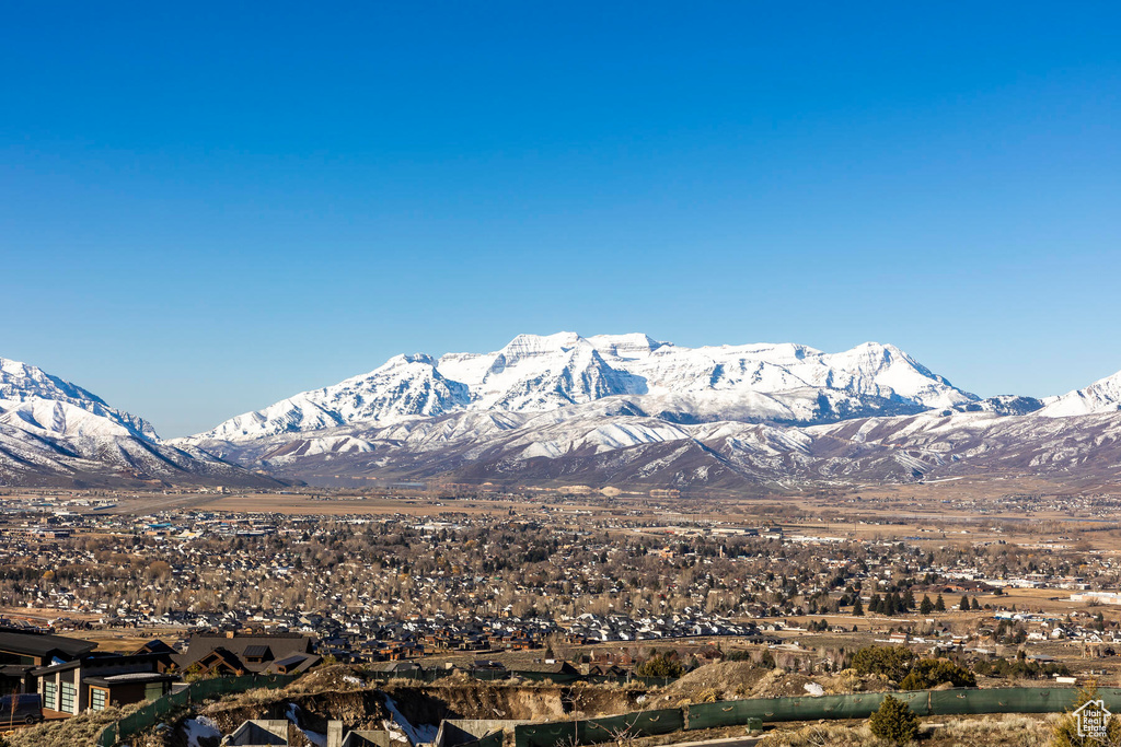 View of mountain feature