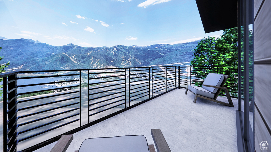 Balcony featuring a mountain view