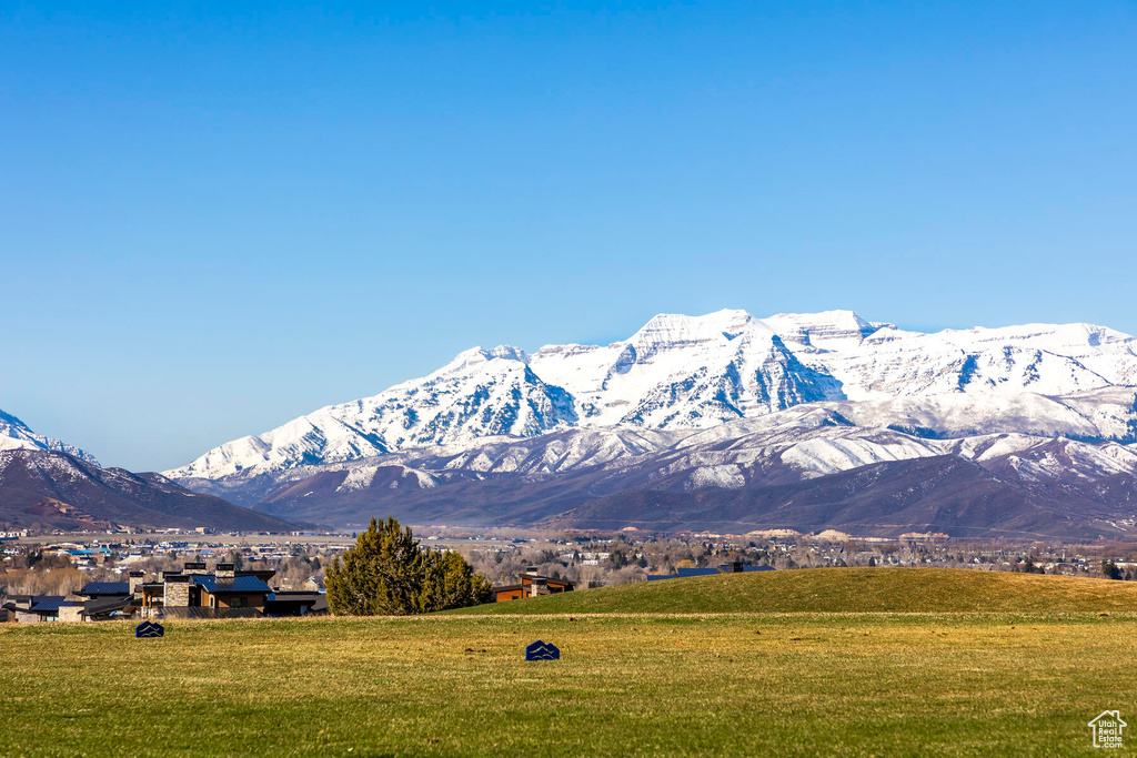 View of mountain feature