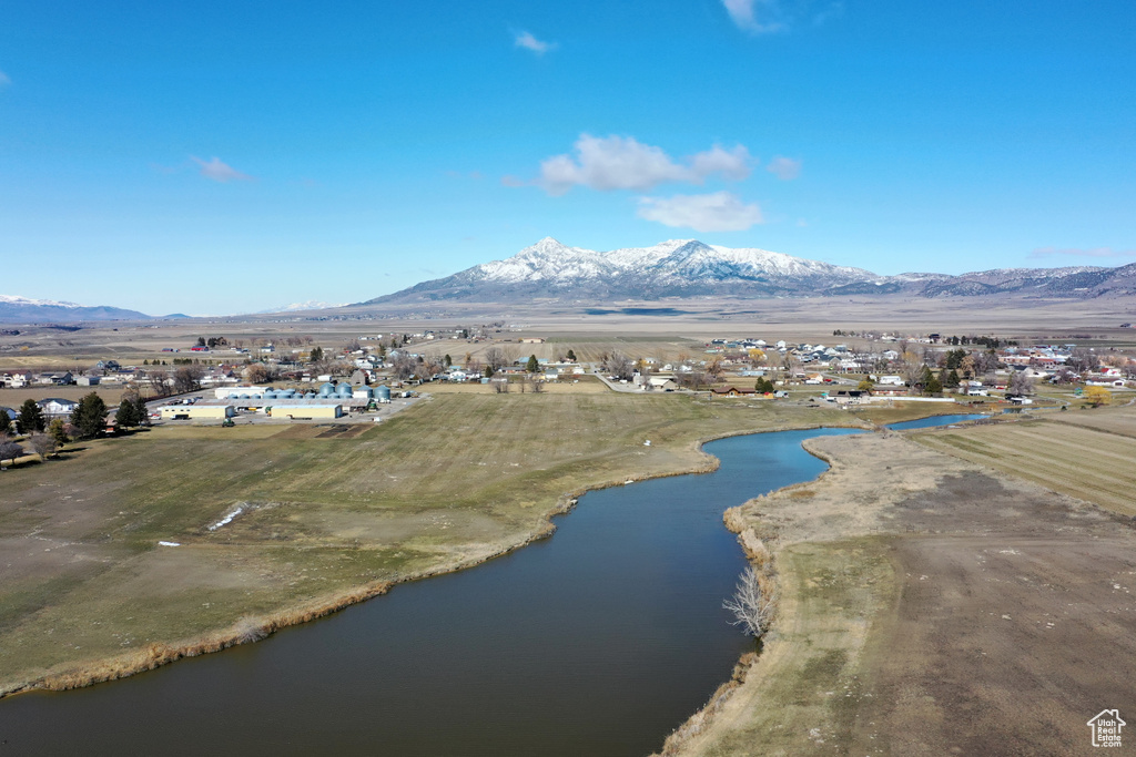 300 W 100 S Fielding UT 84311 849,000