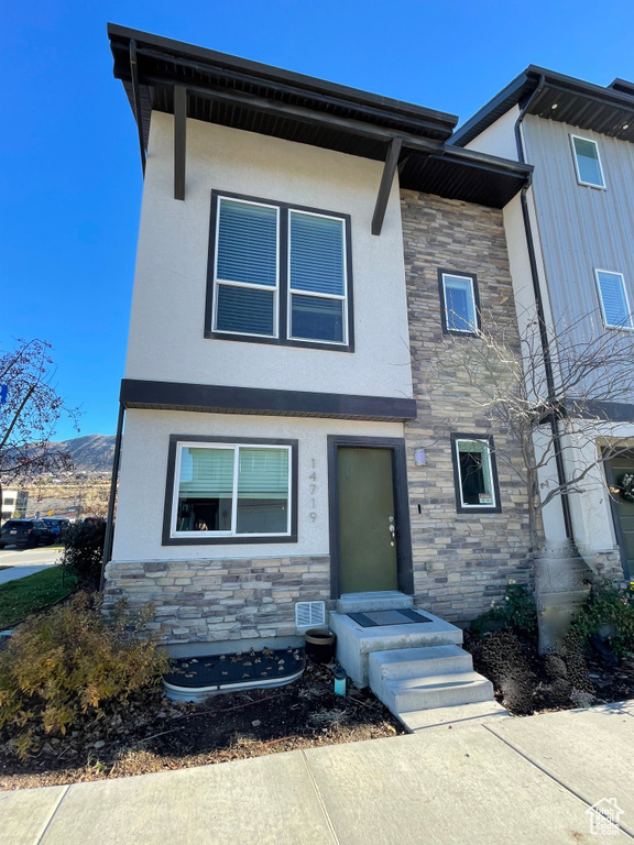 14719 S NOB LN Bluffdale, UT 84065