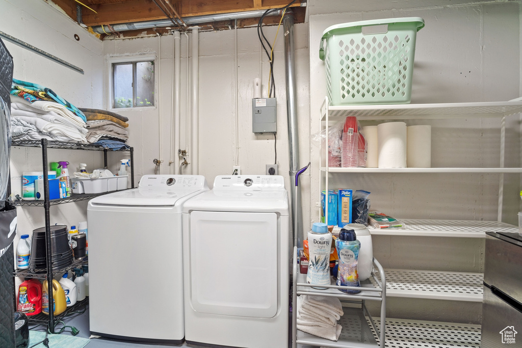 Laundry area featuring washer and clothes dryer