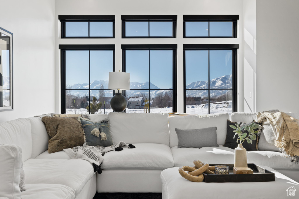Living room featuring a mountain view