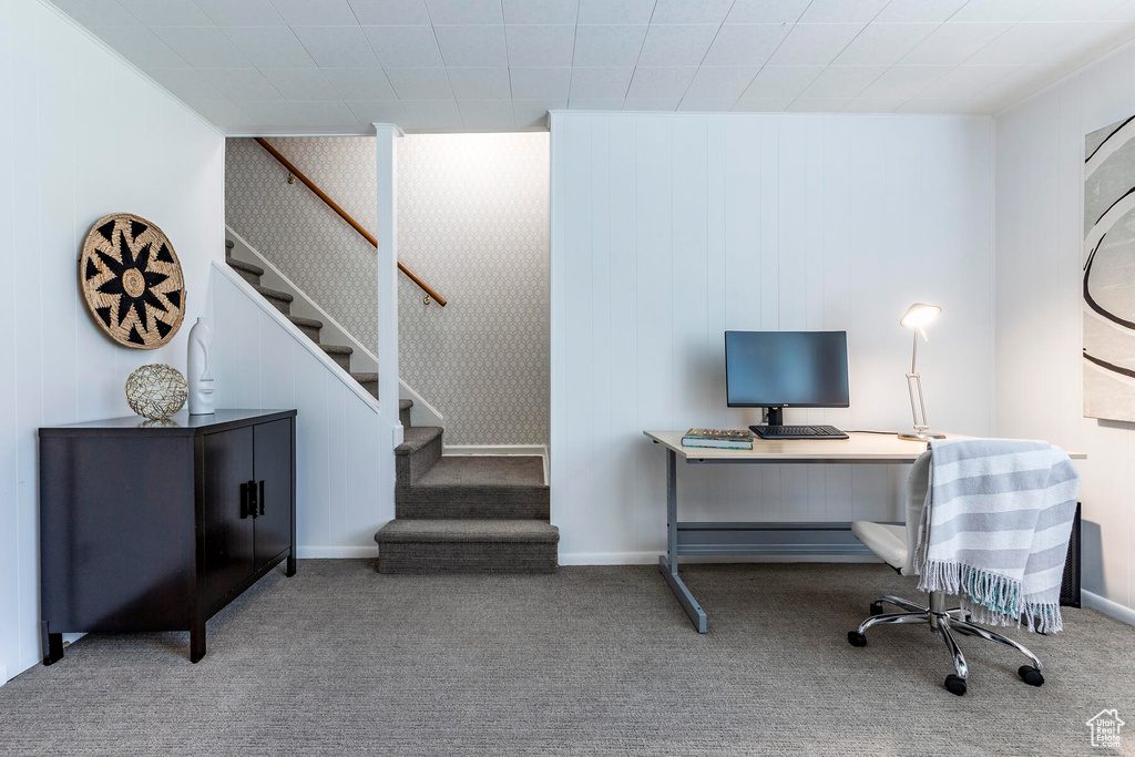 Office area with light carpet