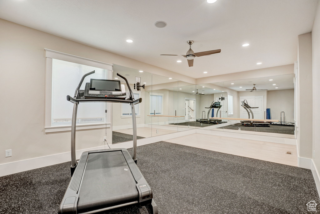 Exercise room with ceiling fan