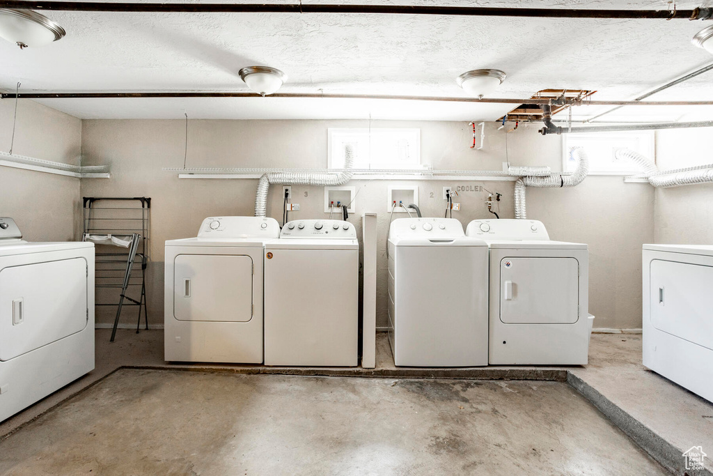 Laundry room with independent washer and dryer and washer hookup