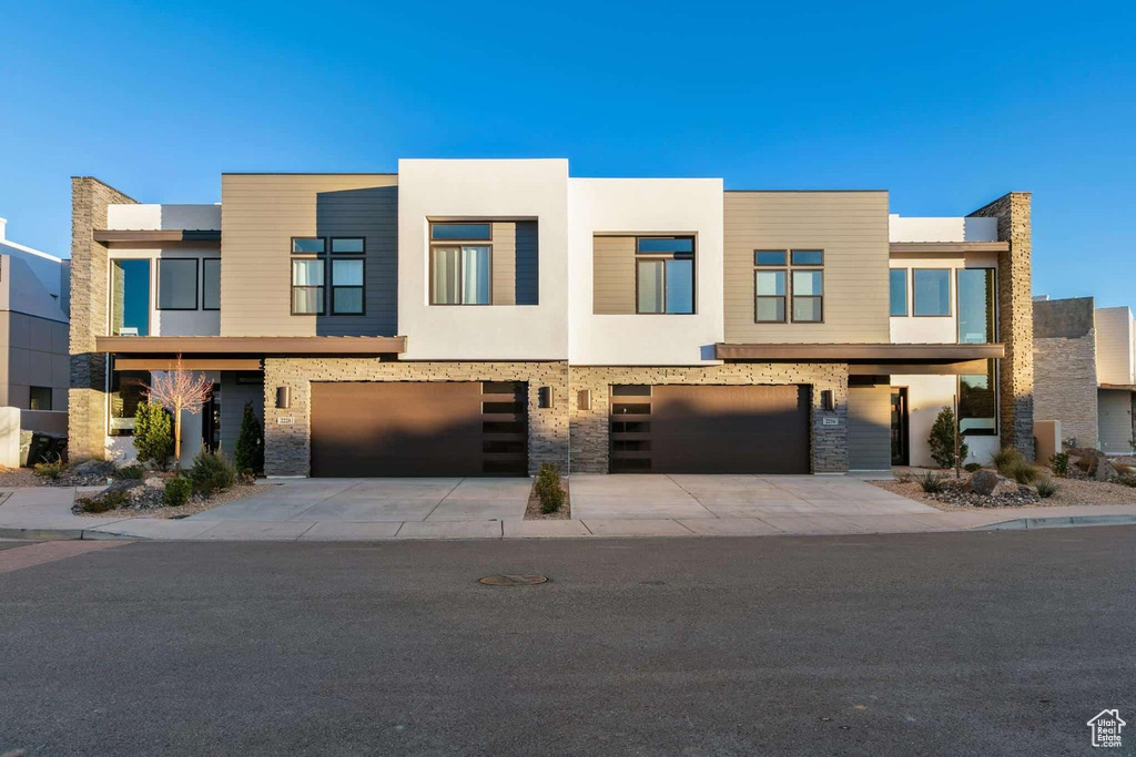 Contemporary house with a garage