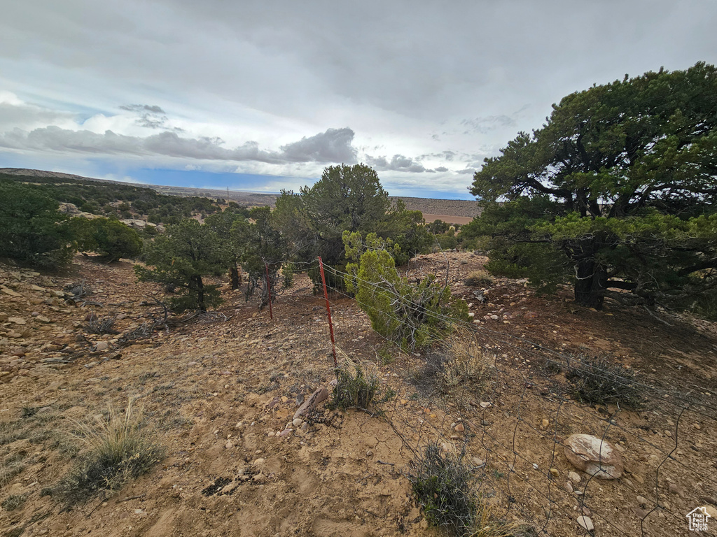 View of mountain feature