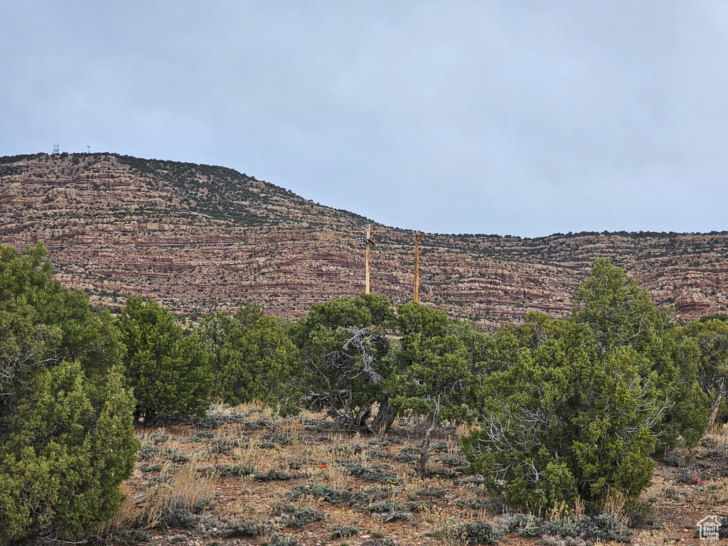 View of mountain feature