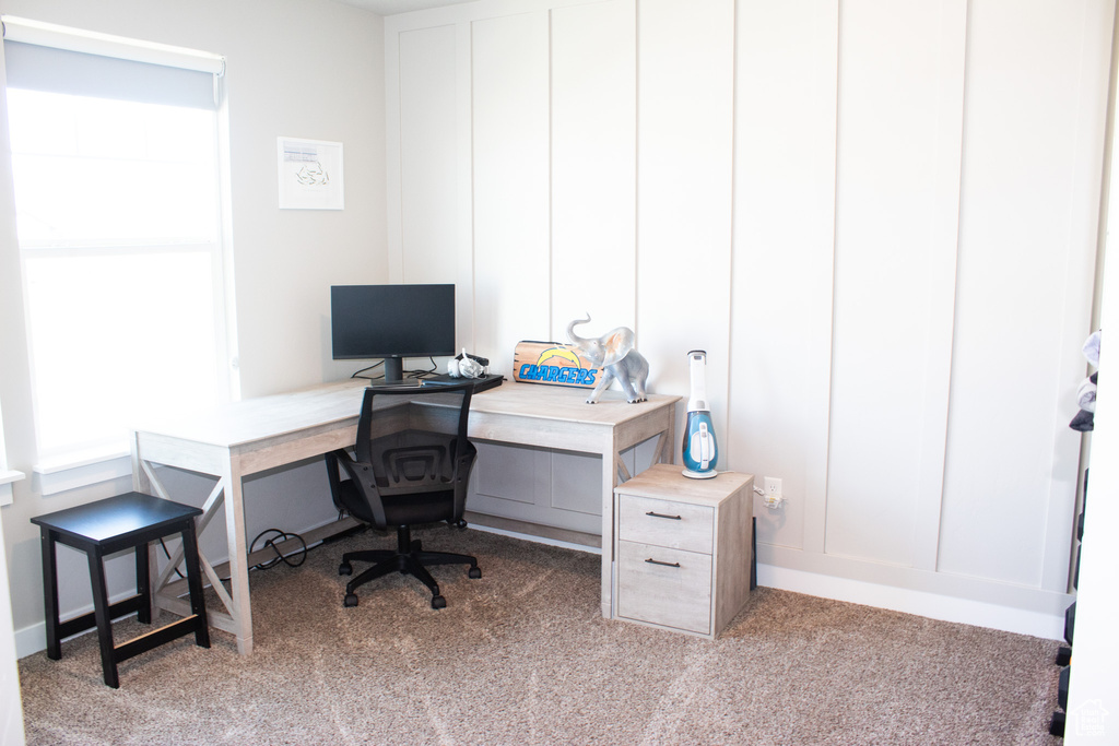 Office area with carpet