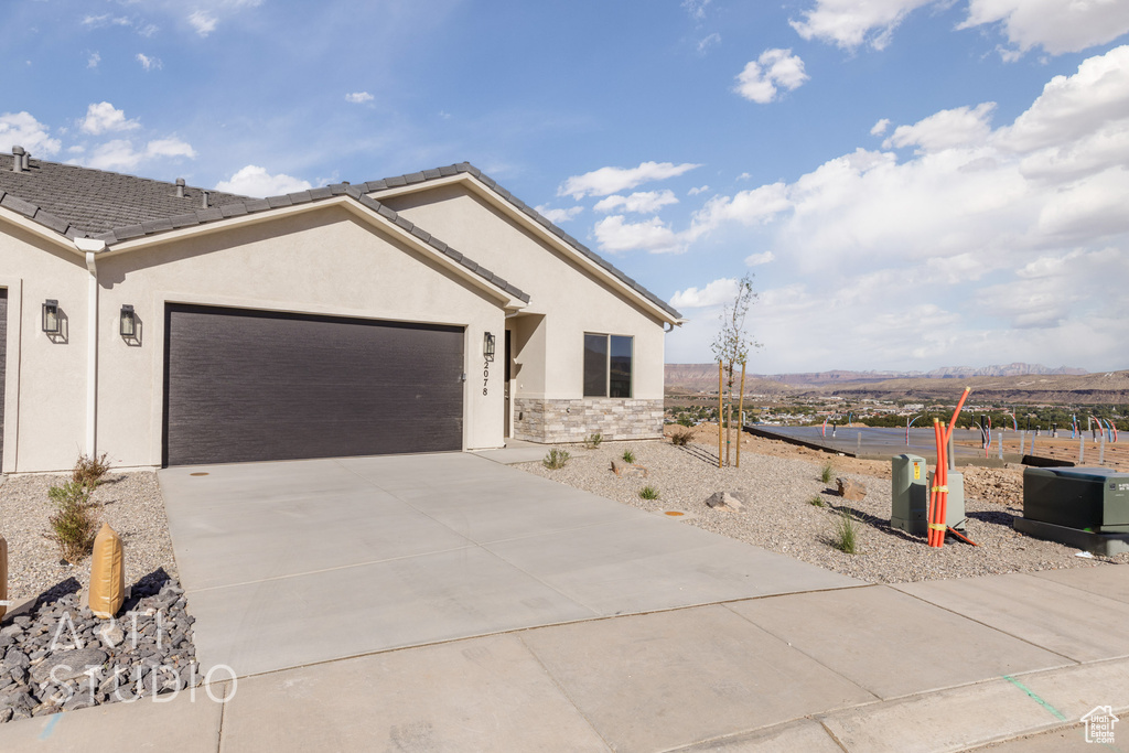 View of front facade with a garage