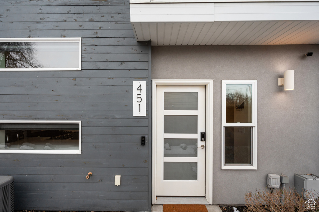 451 N Beaumont Ct, Salt Lake City, UT 84116