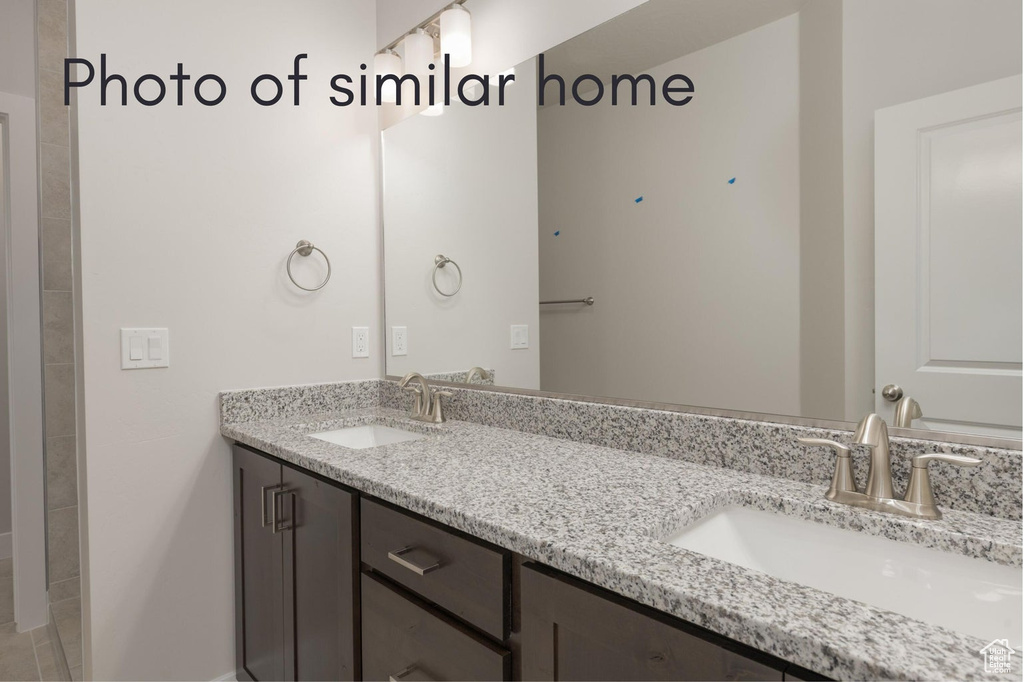 Bathroom with double sink vanity