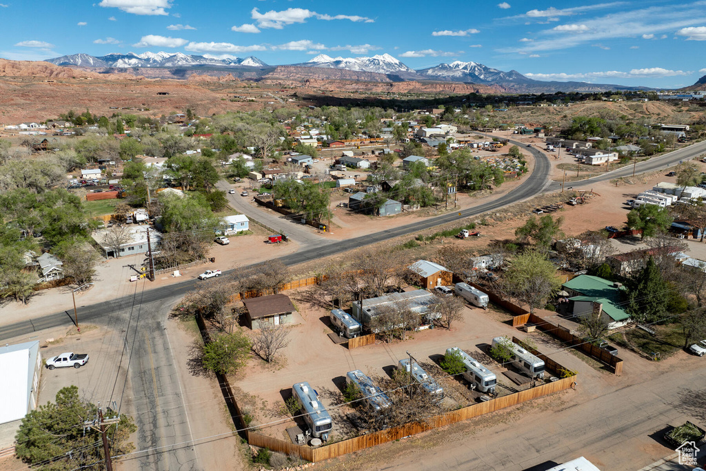 Bird's eye view featuring a mountain view