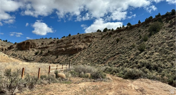 View of mountain feature