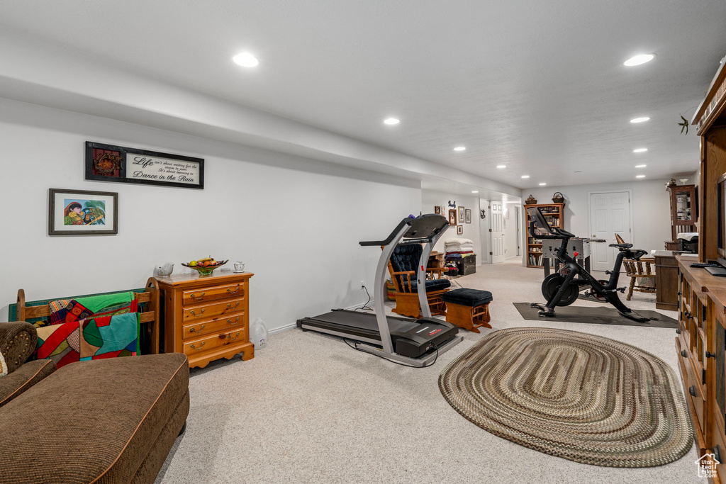 Workout area featuring carpet