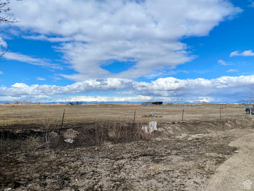 View of yard featuring a rural view