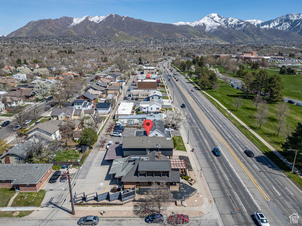 Bird's eye view featuring a mountain view