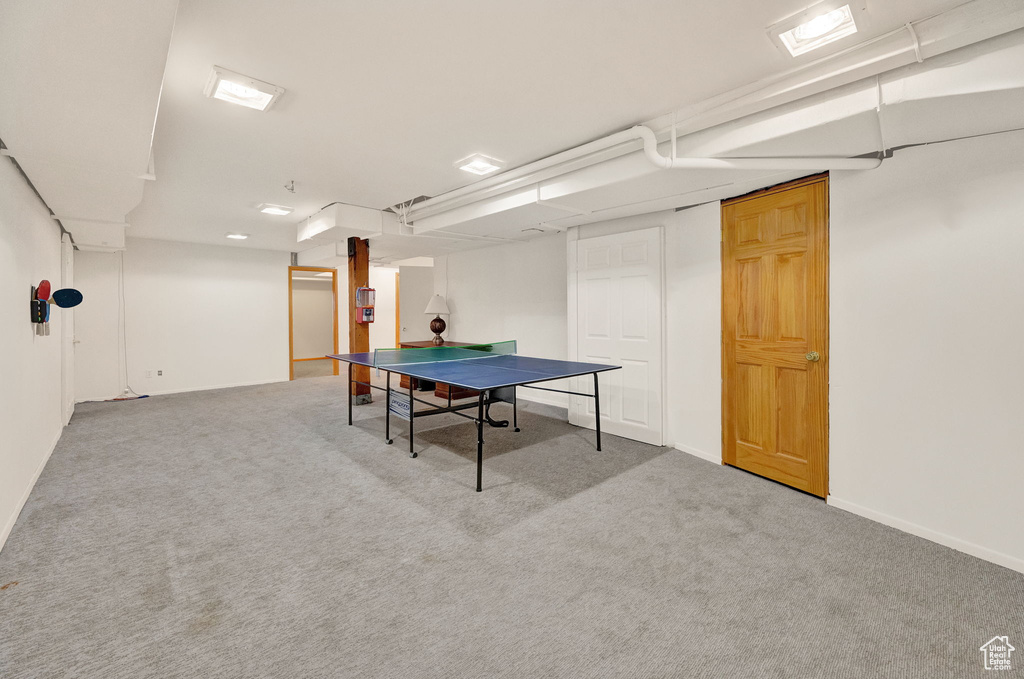 Game room featuring carpet flooring