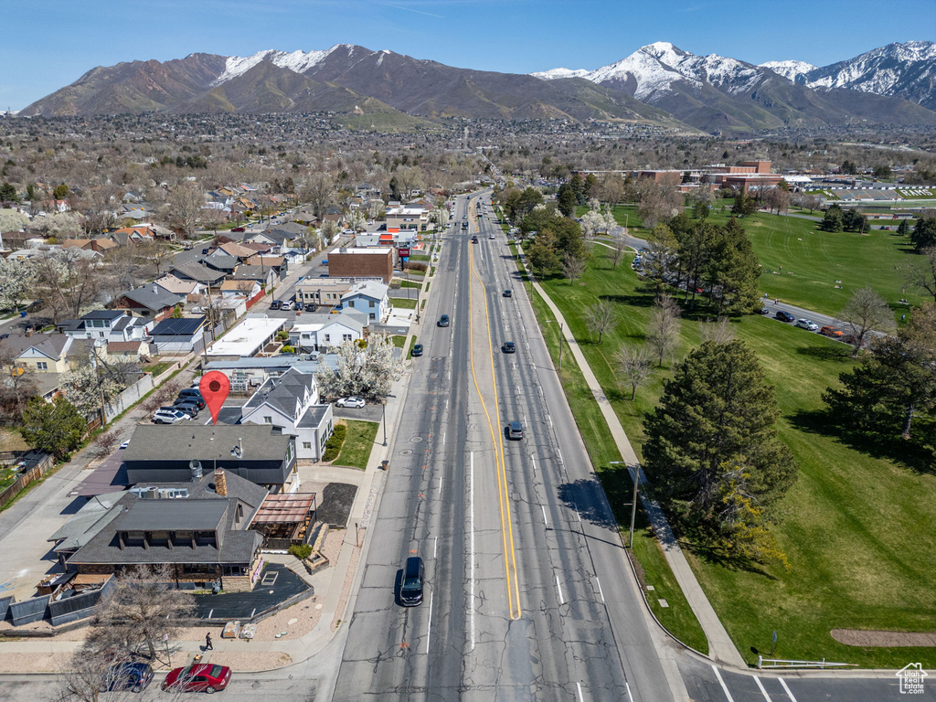 Bird's eye view featuring a mountain view