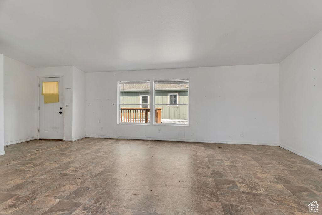 View of tiled spare room