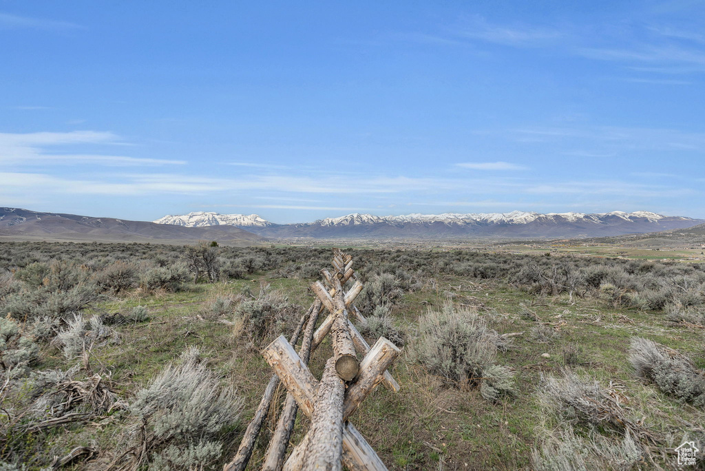 View of mountain feature