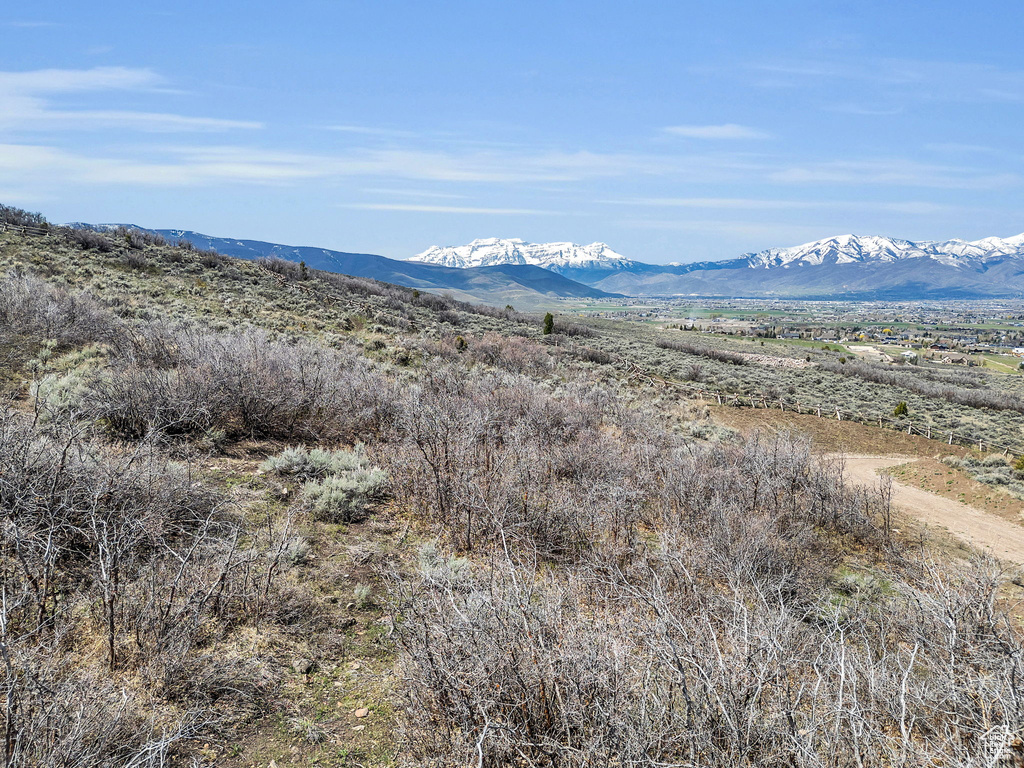 View of mountain feature