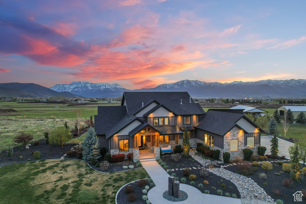 Craftsman-style house with a mountain view
