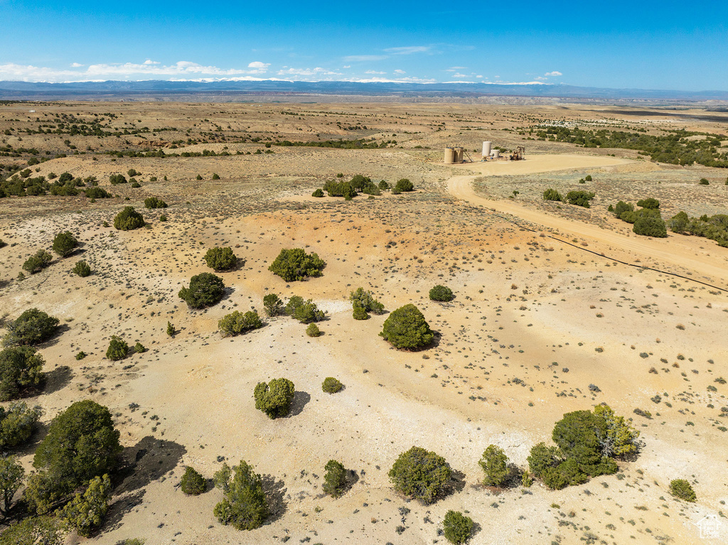 Birds eye view of property featuring a rural view