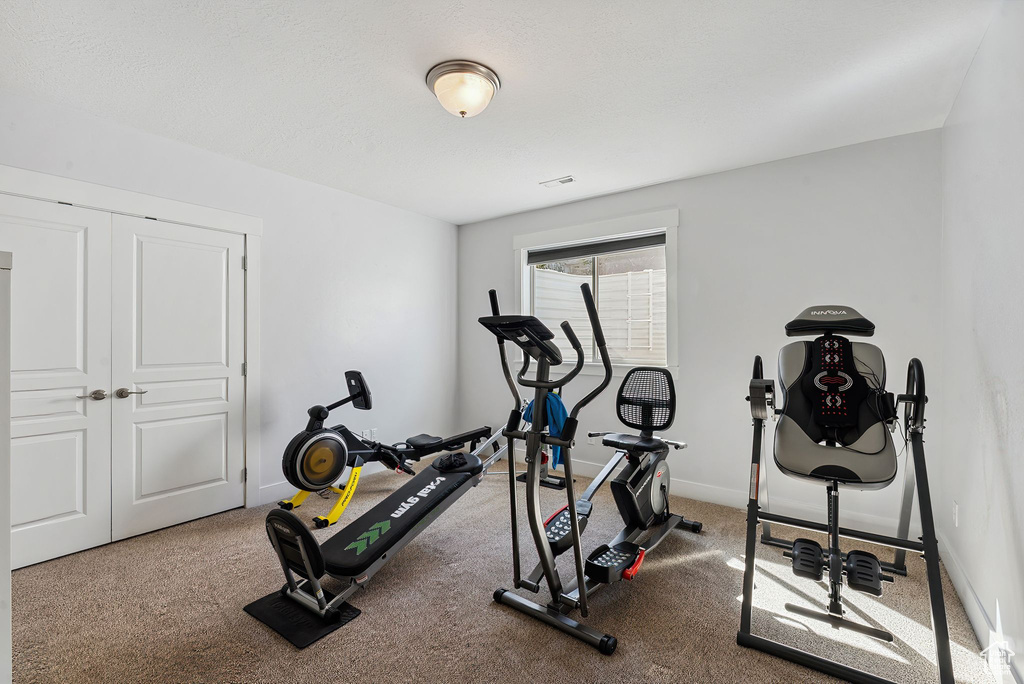 Workout room with carpet